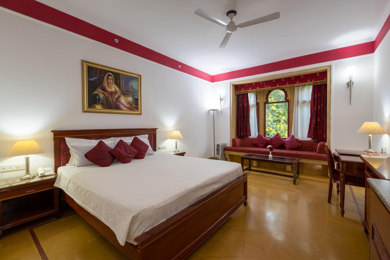 Hotel Rang Mahal Jaisalmer Exteriör bild
